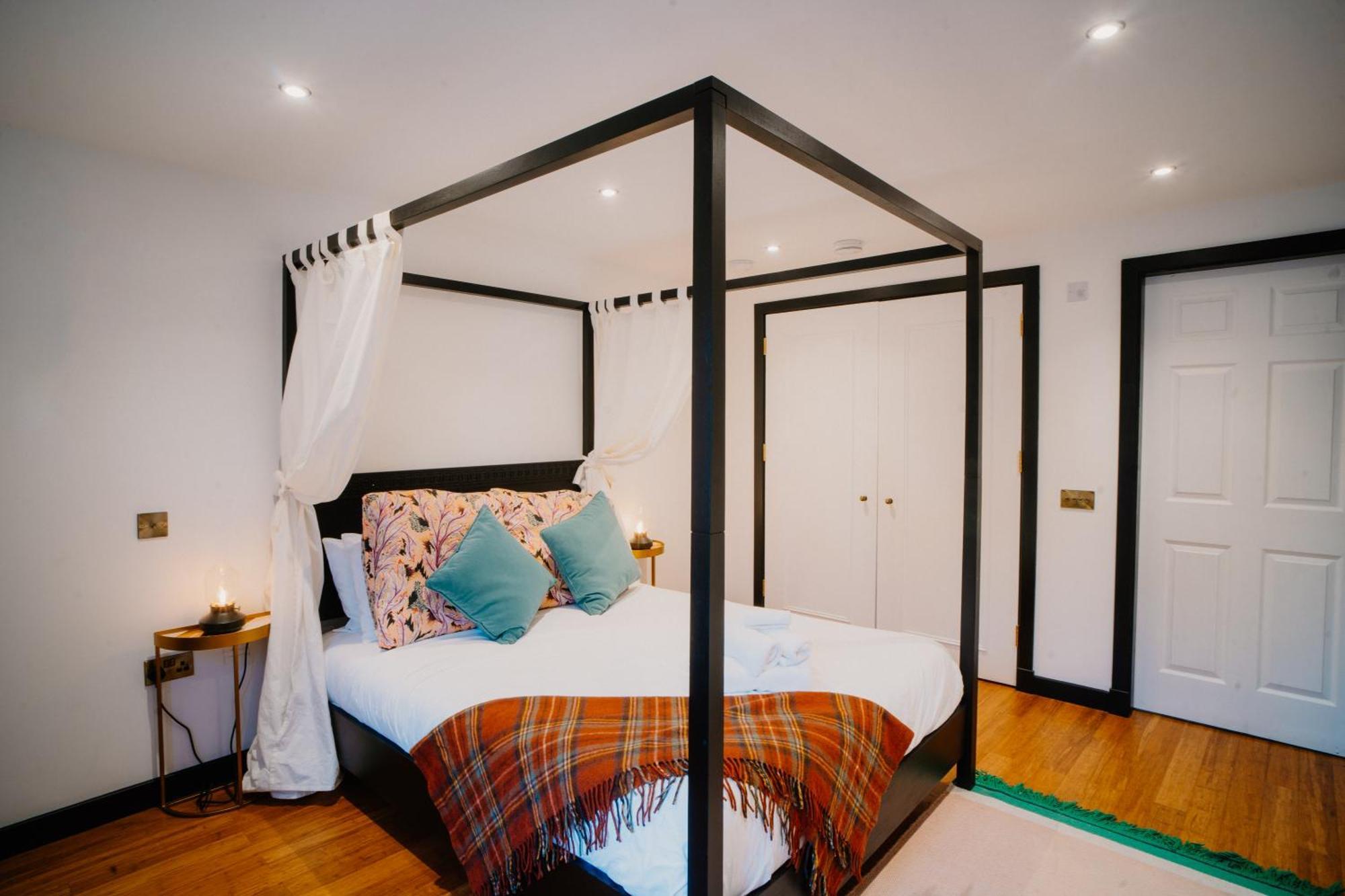 Slateford House 1770 Luxury Aparthotel By The House Of Danu Единбург Екстериор снимка